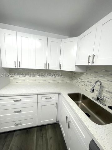 2450 NE 135th St 209, North Miami, FL 33181