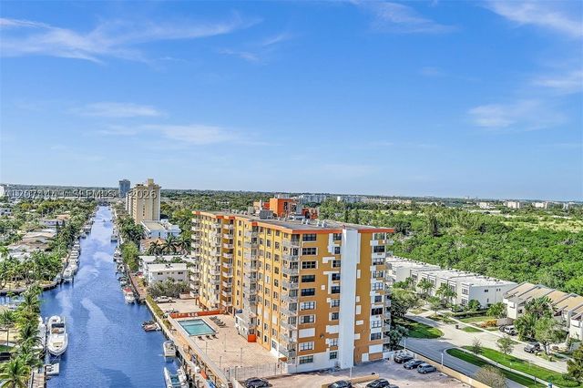 2450 NE 135th St 209, North Miami, FL 33181