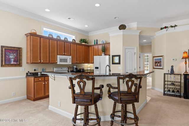 646 W Chatman Drive NW, Calabash, NC 28467