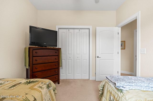 646 W Chatman Drive NW, Calabash, NC 28467