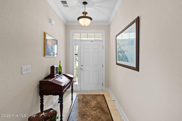 646 W Chatman Drive NW, Calabash, NC 28467