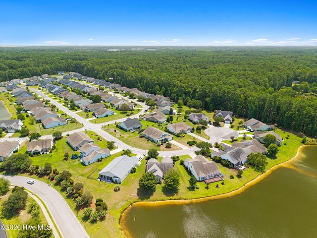 646 W Chatman Drive NW, Calabash, NC 28467