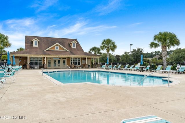 646 W Chatman Drive NW, Calabash, NC 28467