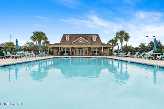 646 W Chatman Drive NW, Calabash, NC 28467