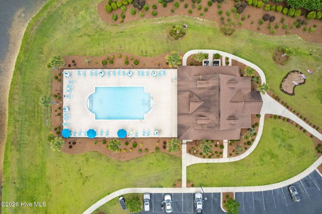 646 W Chatman Drive NW, Calabash, NC 28467
