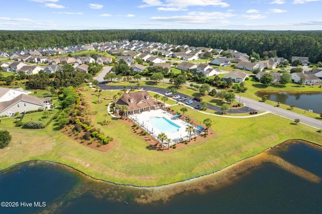 646 W Chatman Drive NW, Calabash, NC 28467