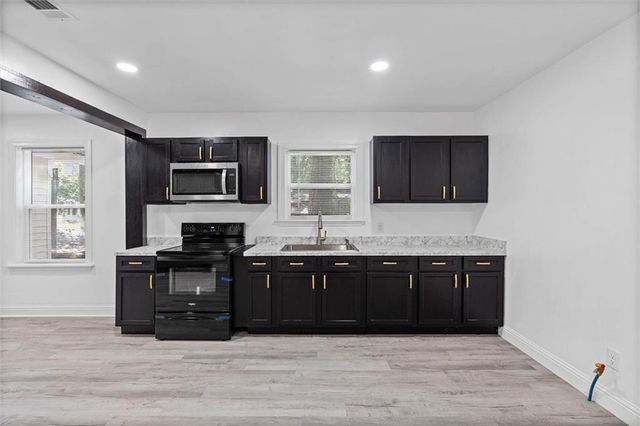 958 Cloverdale Drive, Mobile, AL 36606