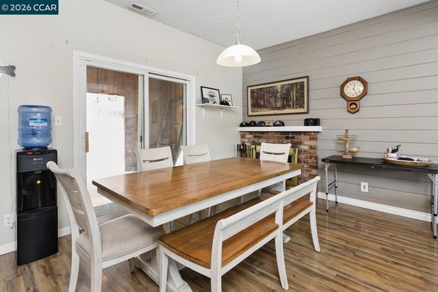 4272 Brentwood Cir, Concord, CA 94521