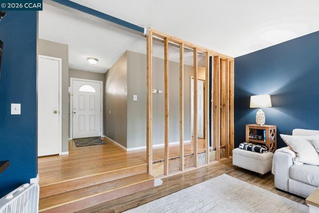 4272 Brentwood Cir, Concord, CA 94521