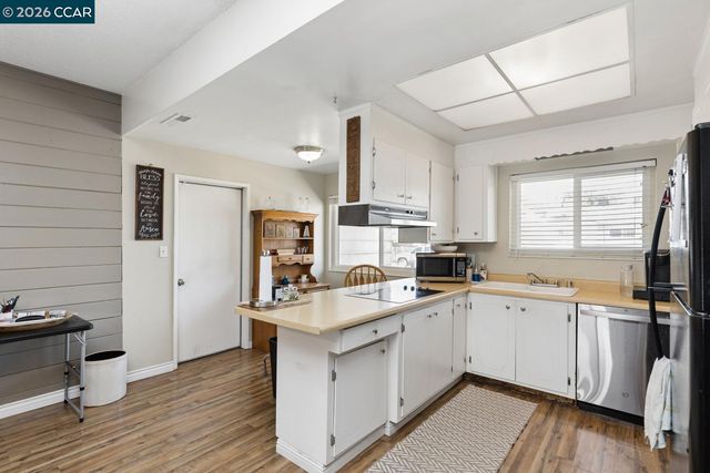 4272 Brentwood Cir, Concord, CA 94521