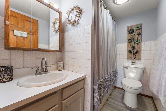 415 Sequoia Drive, Valparaiso, IN 46385