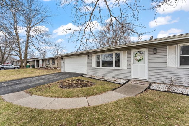 415 Sequoia Drive, Valparaiso, IN 46385