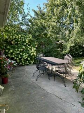 415 Sequoia Drive, Valparaiso, IN 46385