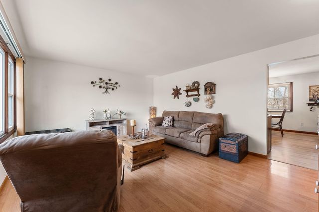 415 Sequoia Drive, Valparaiso, IN 46385