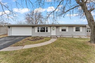 415 Sequoia Drive, Valparaiso, IN 46385