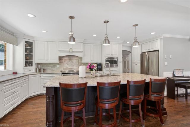 4848 Brigadoon DR, Virginia Beach, VA 23455