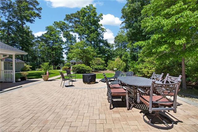 4848 Brigadoon DR, Virginia Beach, VA 23455
