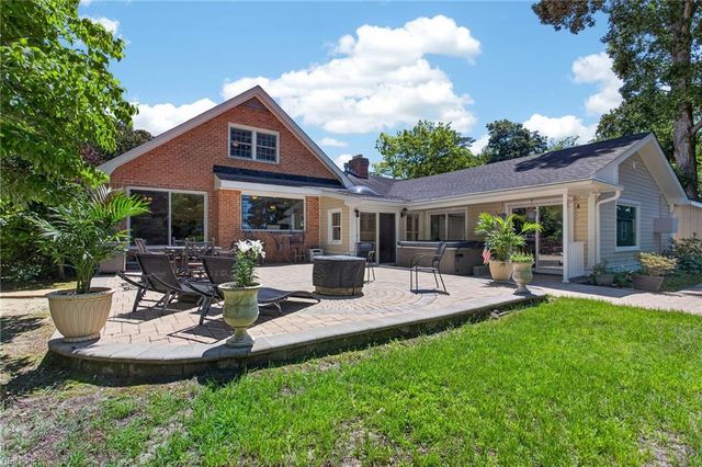 4848 Brigadoon DR, Virginia Beach, VA 23455