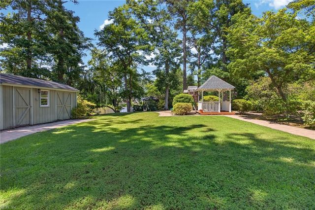 4848 Brigadoon DR, Virginia Beach, VA 23455