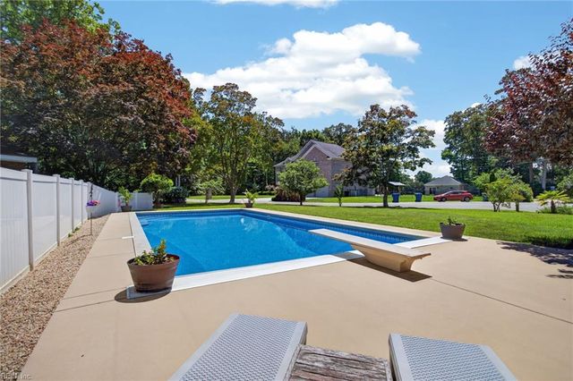 4848 Brigadoon DR, Virginia Beach, VA 23455