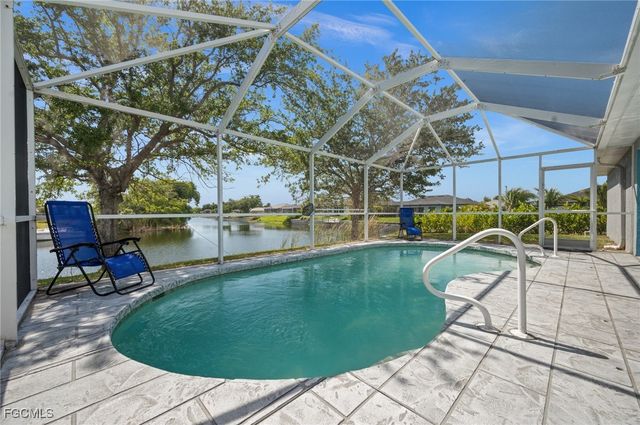 1214 SW Santa Barbara PL, Cape Coral, FL 33991