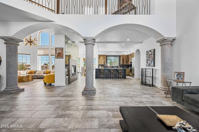 15831 E THISTLE Drive, Fountain Hills, AZ 85268