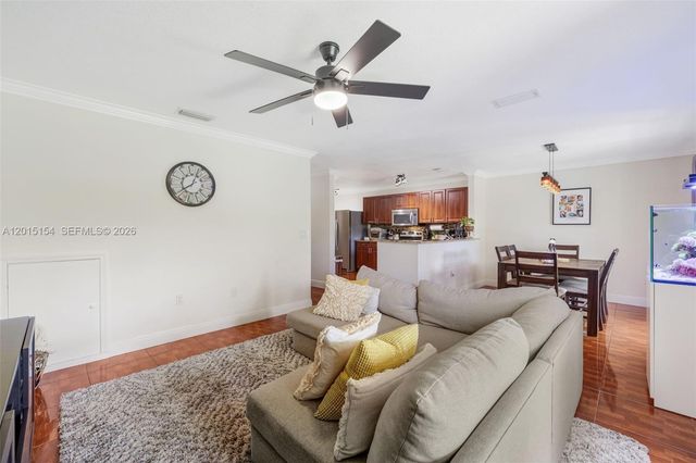 9288 NW 55th St, Sunrise, FL 33351