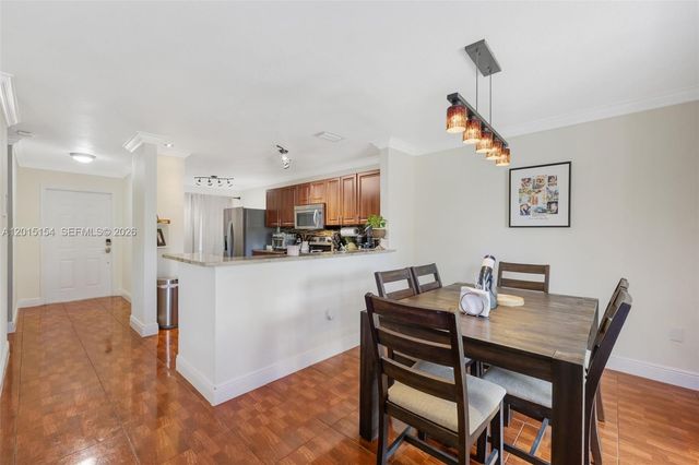 9288 NW 55th St, Sunrise, FL 33351
