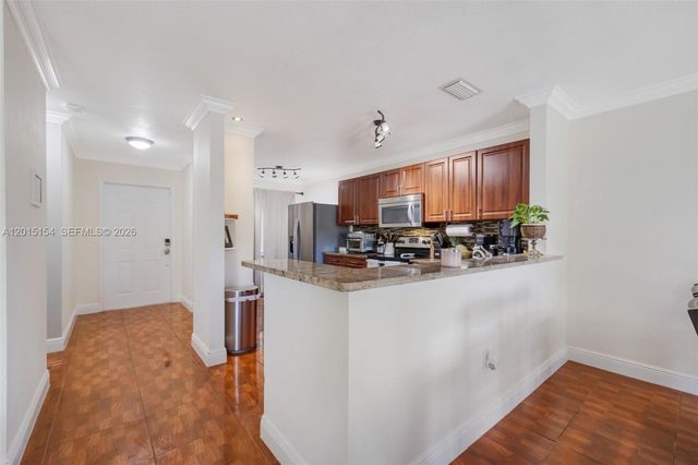 9288 NW 55th St, Sunrise, FL 33351
