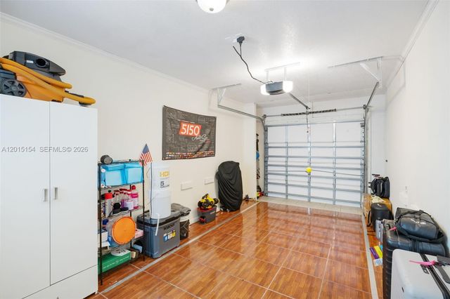 9288 NW 55th St, Sunrise, FL 33351
