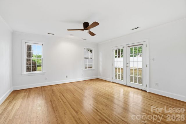 2910 Forest Park Drive, Charlotte, NC 28209