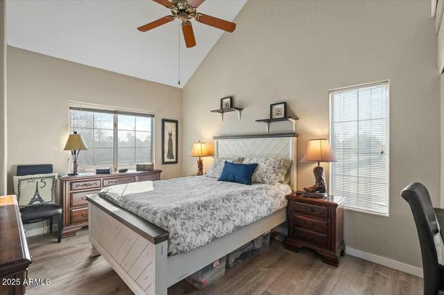 1633 E LAKESIDE Drive 113, Gilbert, AZ 85234