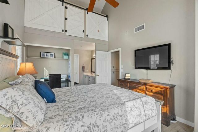 1633 E LAKESIDE Drive 113, Gilbert, AZ 85234