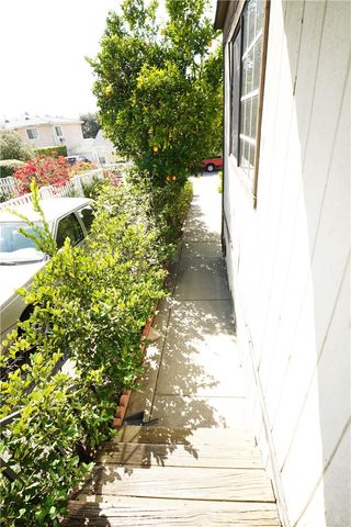 2615 Manhattan, Montrose, CA 91020