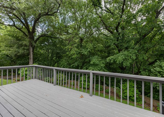 607 E 5th Street, Coal Valley, IL 61240