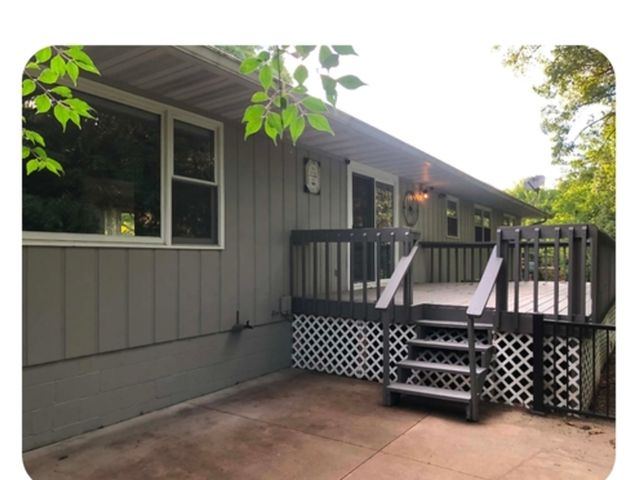 607 E 5th Street, Coal Valley, IL 61240
