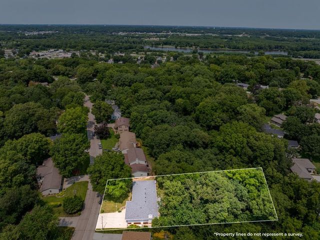 607 E 5th Street, Coal Valley, IL 61240
