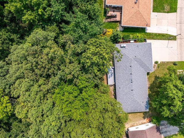 607 E 5th Street, Coal Valley, IL 61240