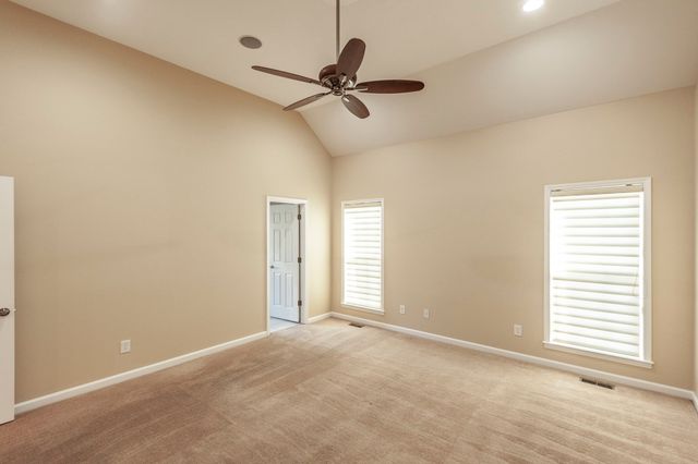 1006 Stafford Ct, Hendersonville, TN 37075