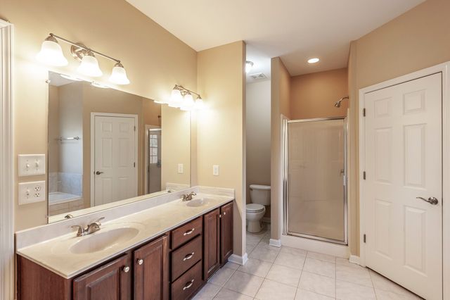 1006 Stafford Ct, Hendersonville, TN 37075