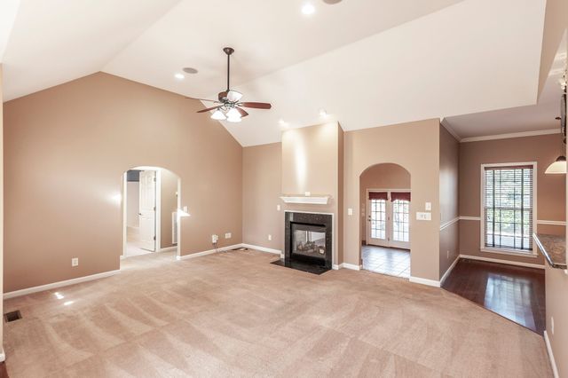 1006 Stafford Ct, Hendersonville, TN 37075