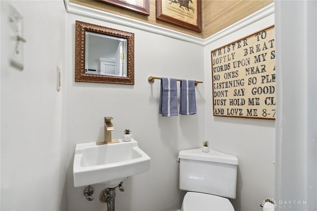 3 Forrer Boulevard, Oakwood, OH 45419