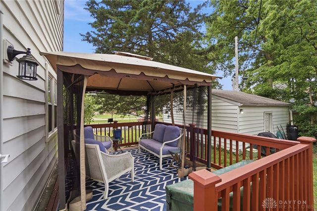 3 Forrer Boulevard, Oakwood, OH 45419