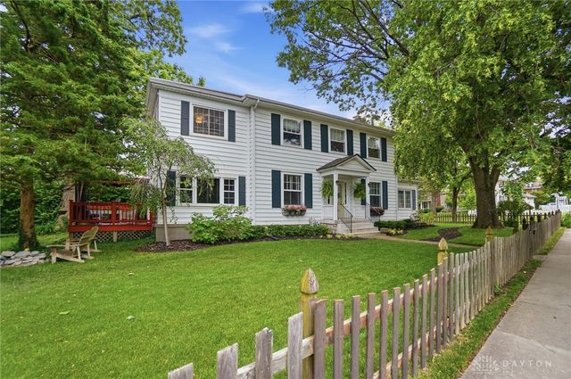 3 Forrer Boulevard, Oakwood, OH 45419