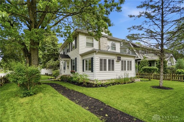 3 Forrer Boulevard, Oakwood, OH 45419