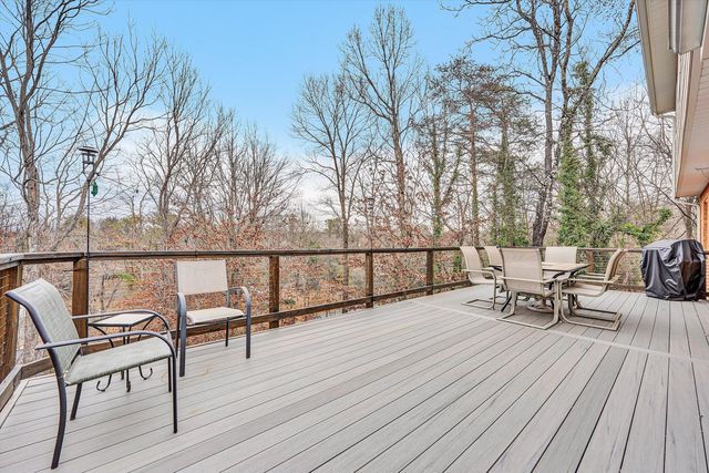 3703 Tomley DR, Roanoke, VA 24018