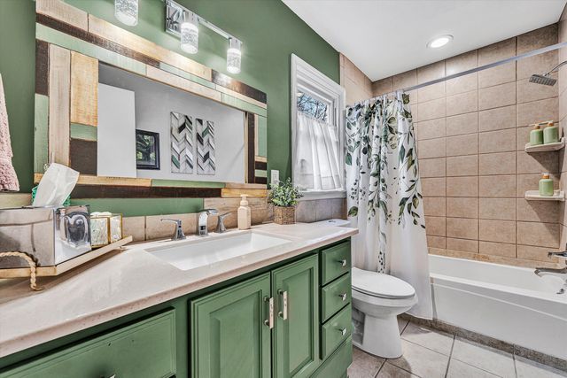 3703 Tomley DR, Roanoke, VA 24018