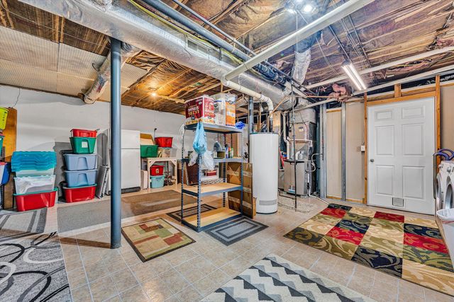 3703 Tomley DR, Roanoke, VA 24018