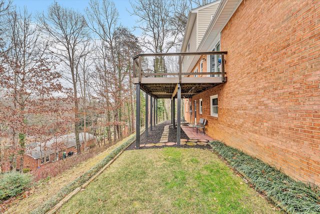 3703 Tomley DR, Roanoke, VA 24018