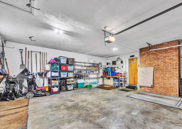 3703 Tomley DR, Roanoke, VA 24018